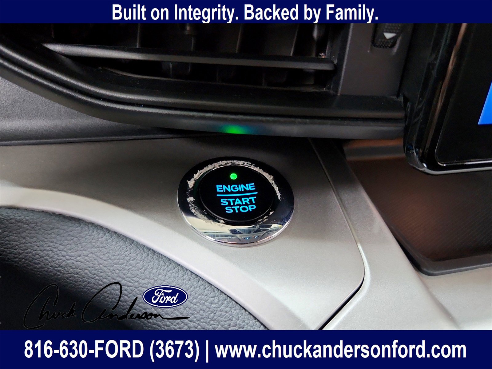 Used 2021 Ford Explorer XLT image 17