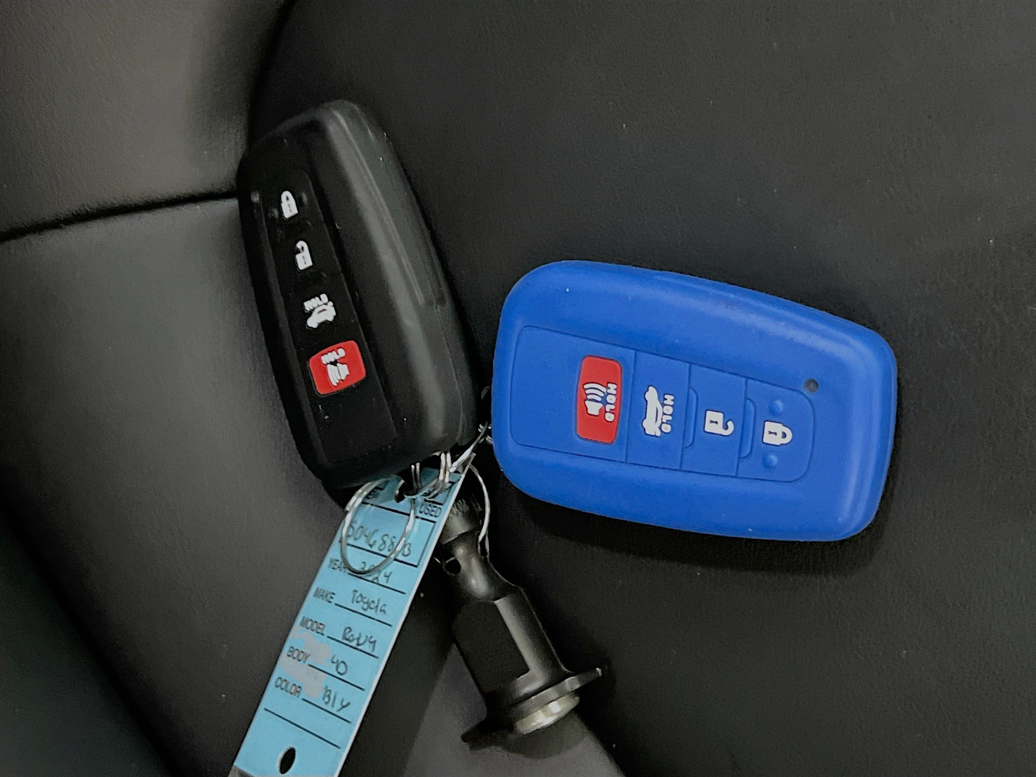Used 2024 Toyota RAV4 XLE Premium w/ Weather Package AWD/4WD image 36