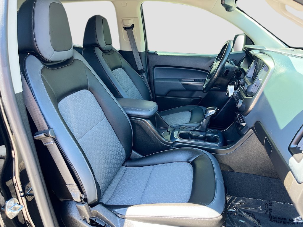 Used 2022 Chevrolet Colorado Z71 AWD/4WD image 25