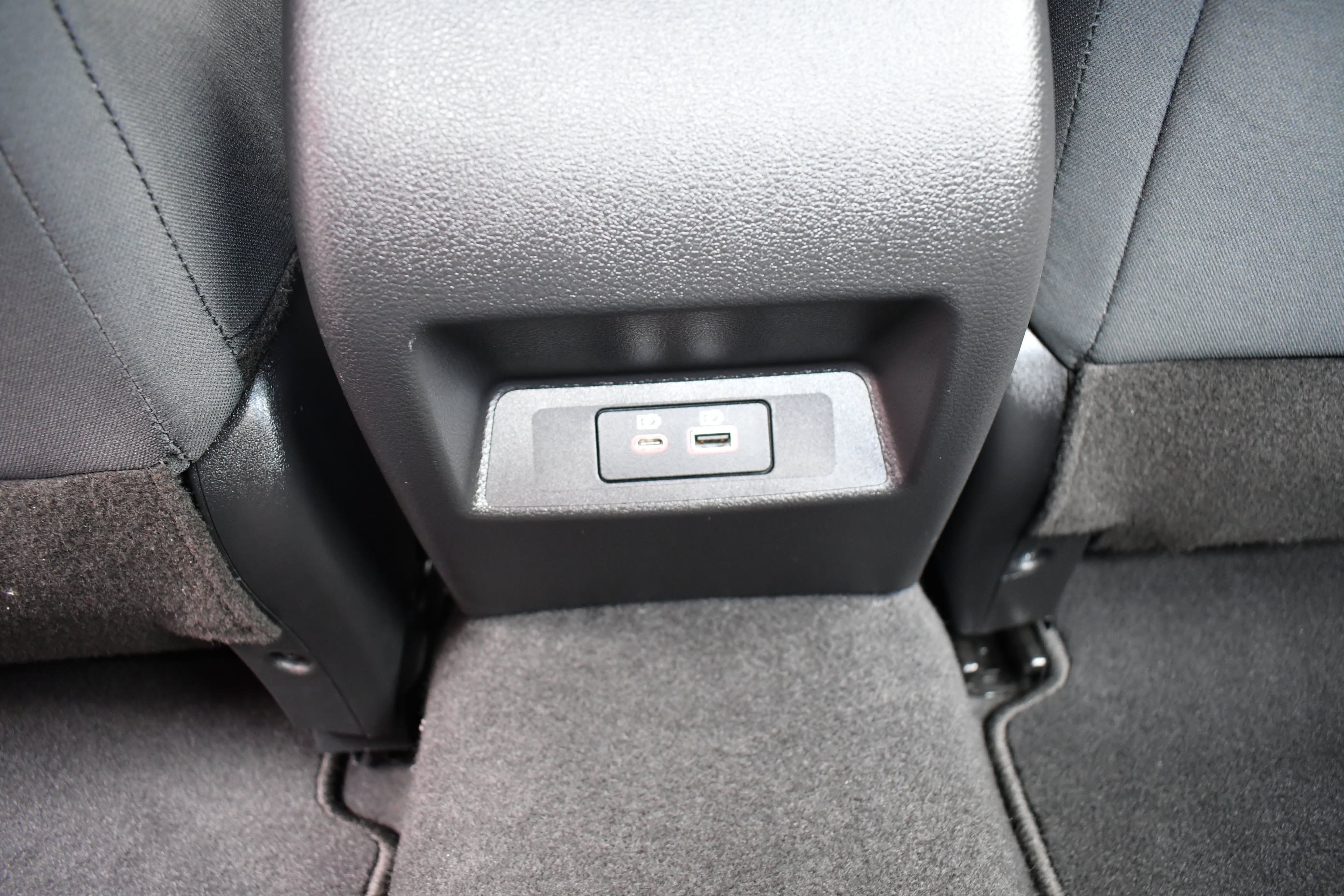 Used 2025 Nissan Altima 2.5 SV FWD image 23