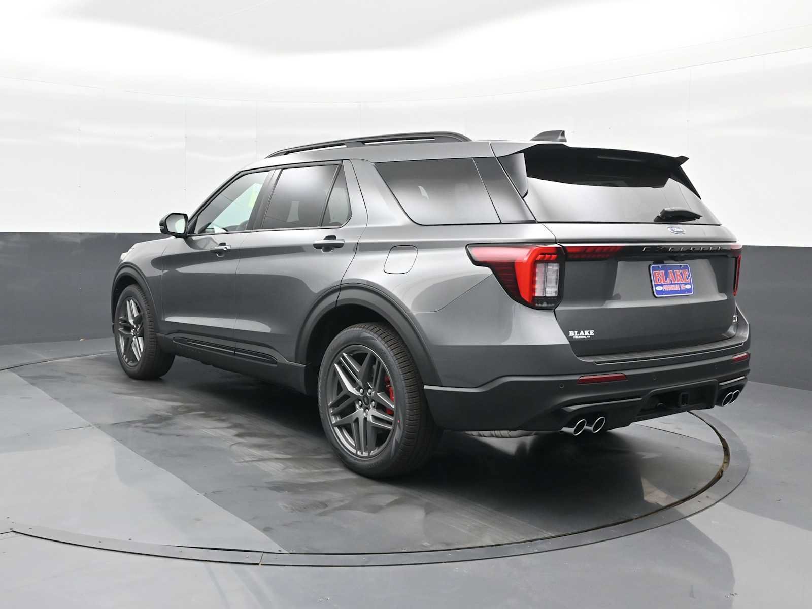 New 2026 Ford Explorer ST image 6