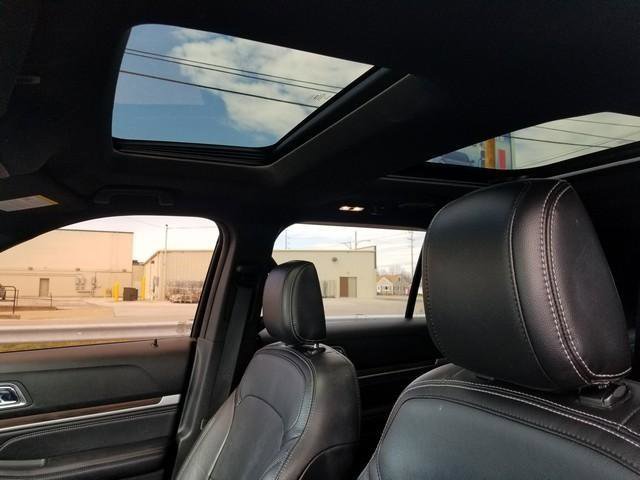 Used 2018 Ford Explorer Limited w/ Equipment Group 301A image 14