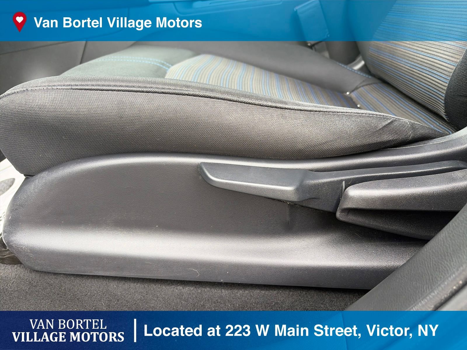 Used 2020 Nissan Leaf S w/ S Charge Package image 11