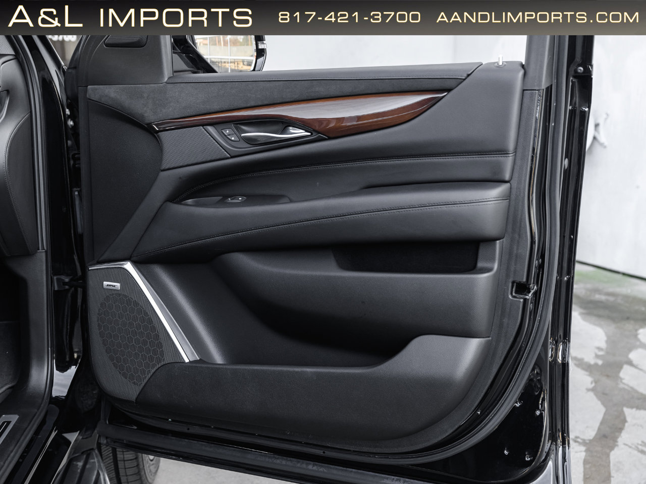 Used 2019 Cadillac Escalade Luxury AWD/4WD image 60