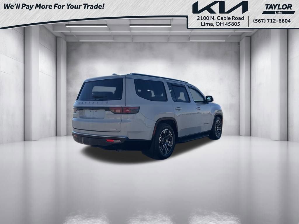 Used 2022 Jeep Wagoneer Series III image 2