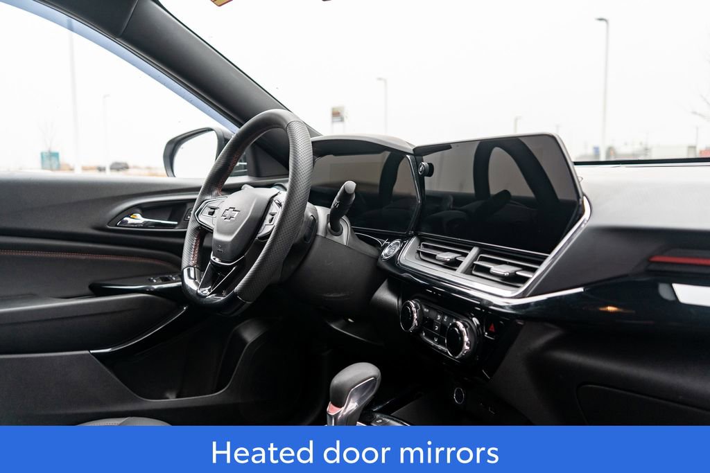 Used 2024 Chevrolet Trax RS w/ Driver Confidence Package image 11