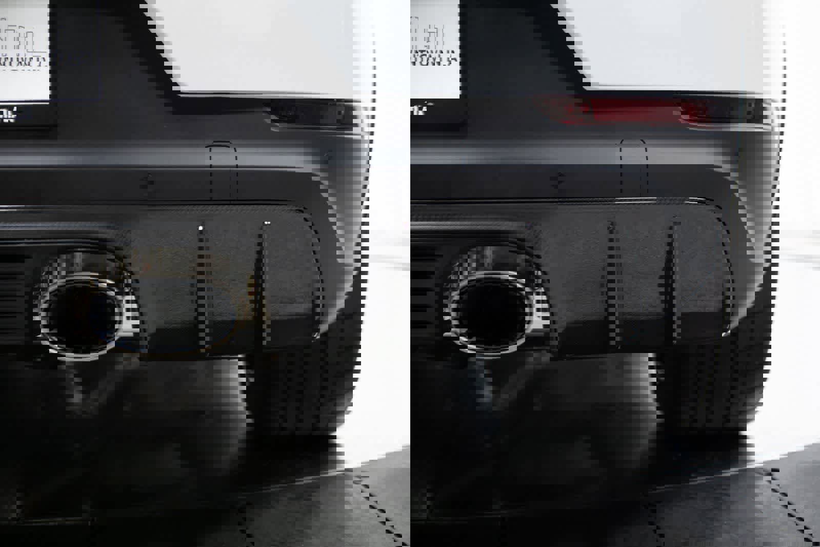 New 2026 Porsche Cayenne Turbo GT image 37