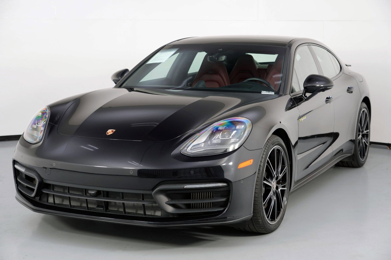 Used 2022 Porsche Panamera 4 w/ Premium Package AWD/4WD image 52