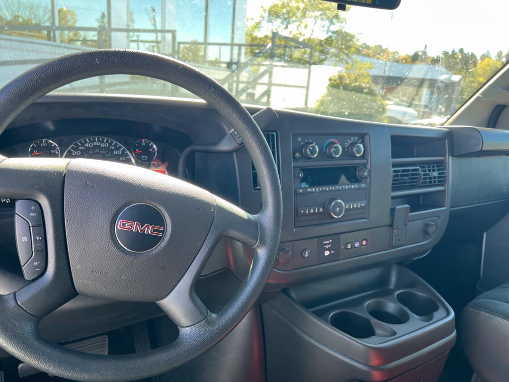 Used 2025 GMC Savana 2500 w/ Driver Convenience Package RWD image 9