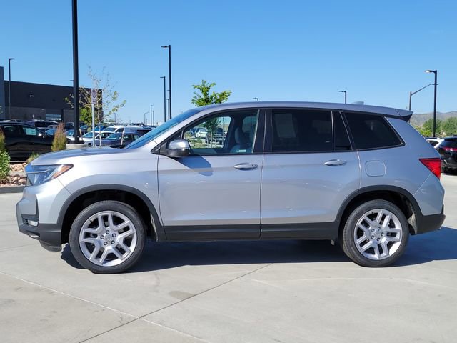Used 2024 Honda Passport EX-L image 2