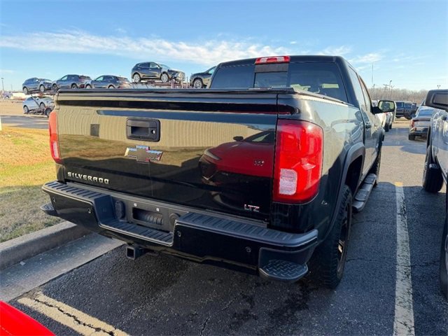 Used 2016 Chevrolet Silverado 1500 LTZ Z71 w/ LTZ Plus Package image 3
