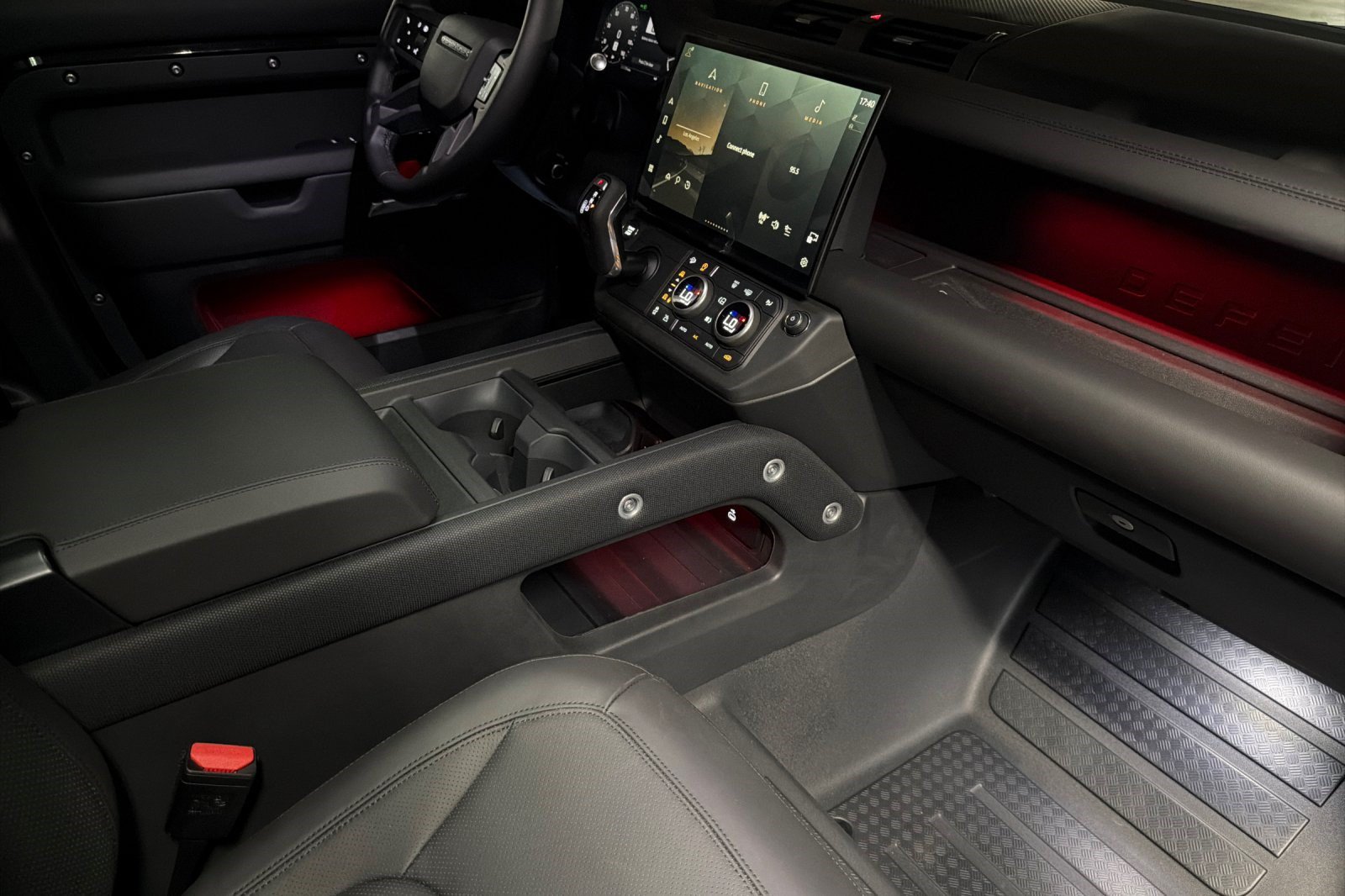 New 2026 Land Rover Defender 130 Outbound AWD/4WD image 27