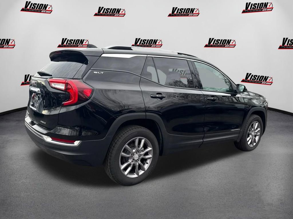Used 2022 GMC Terrain SLT image 5