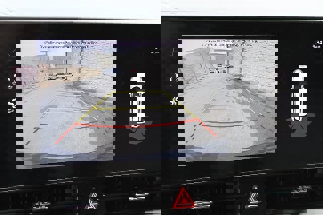 Used 2025 Kia Sportage EX image 7