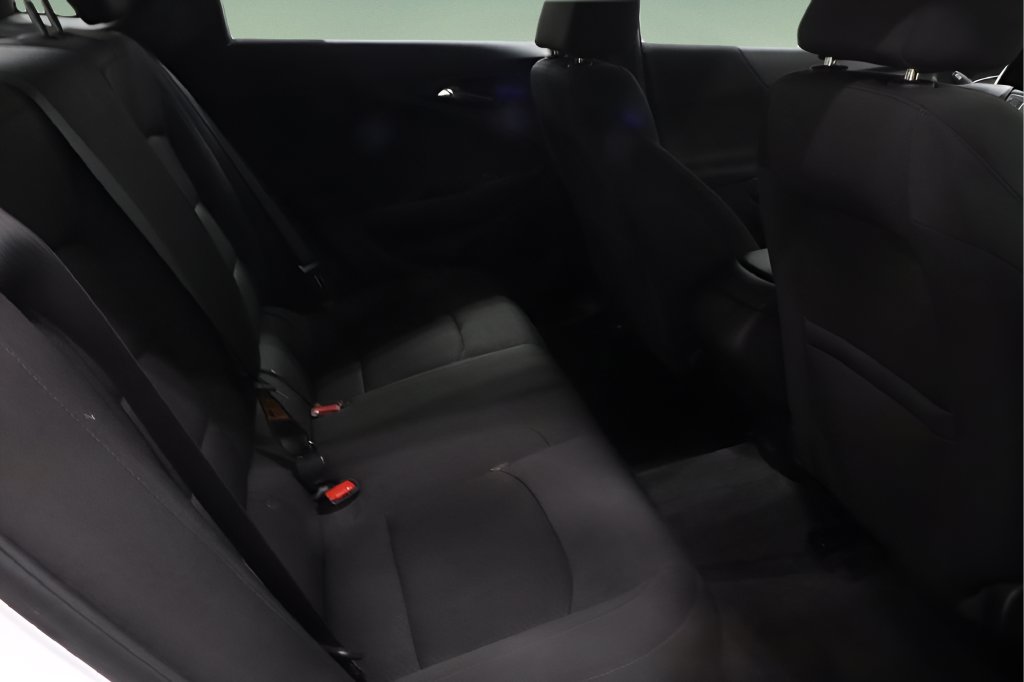 Used 2023 Chevrolet Malibu LS FWD image 18