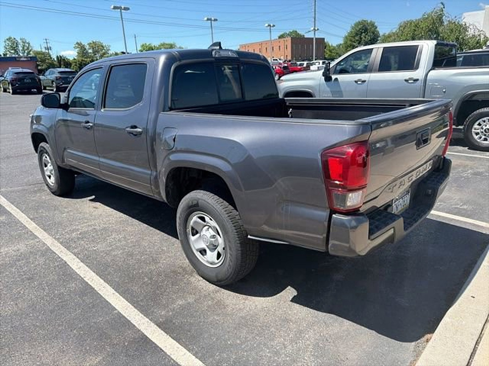Used 2022 Toyota Tacoma SR w/ SR Convenience Package RWD image 6