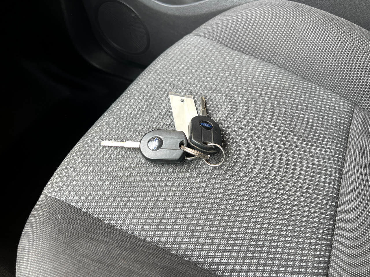 Used 2016 Ford Transit Connect XL image 23