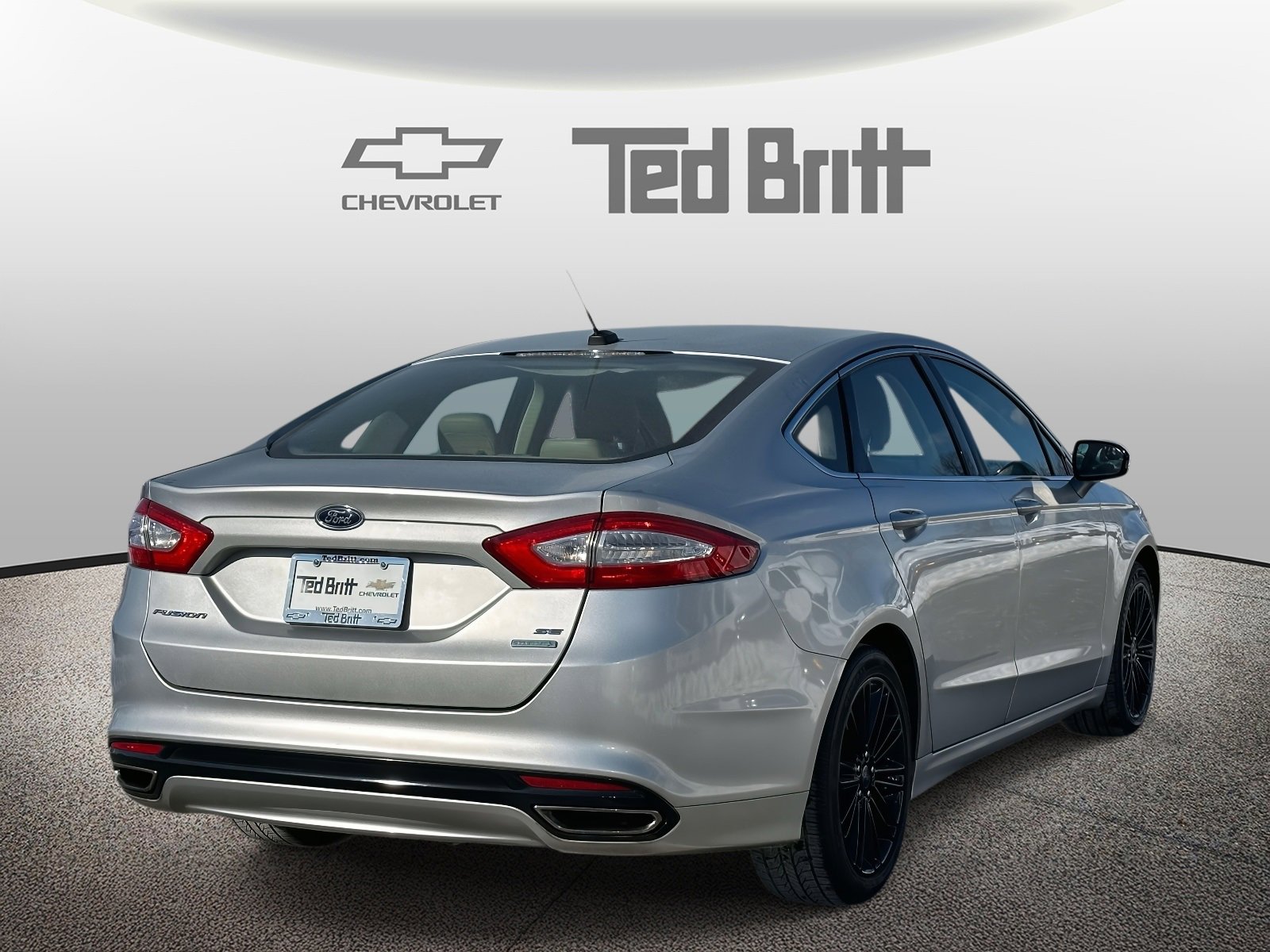 Used 2013 Ford Fusion SE image 4