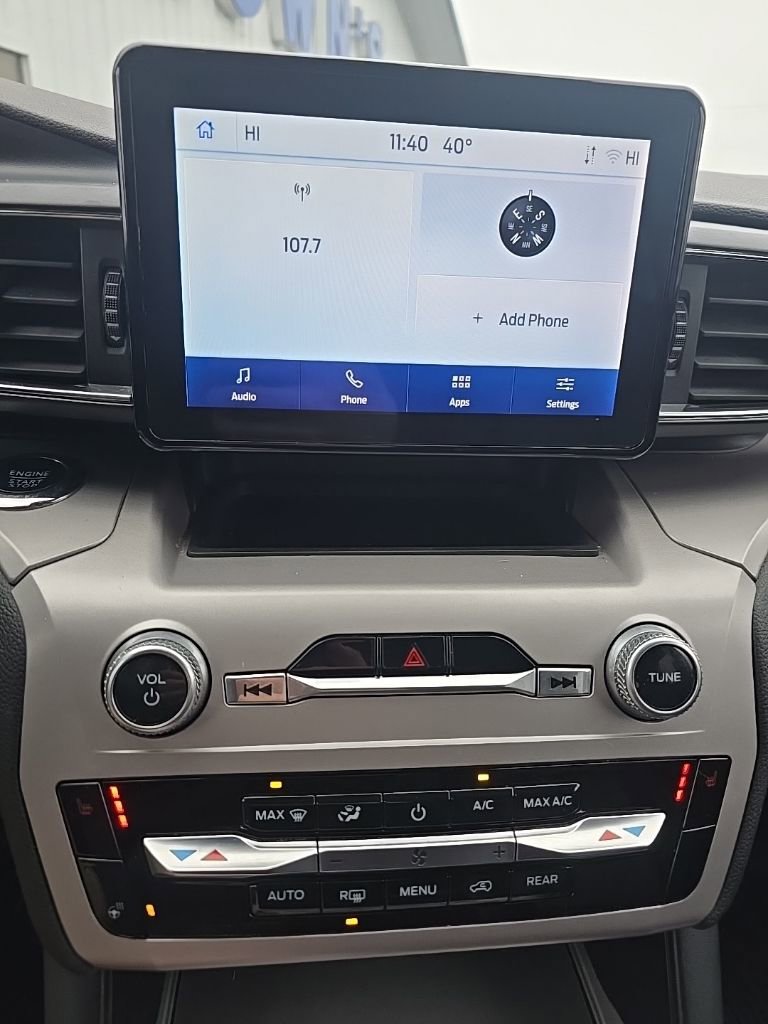 Used 2023 Ford Explorer XLT w/ Equipment Group 202A image 20