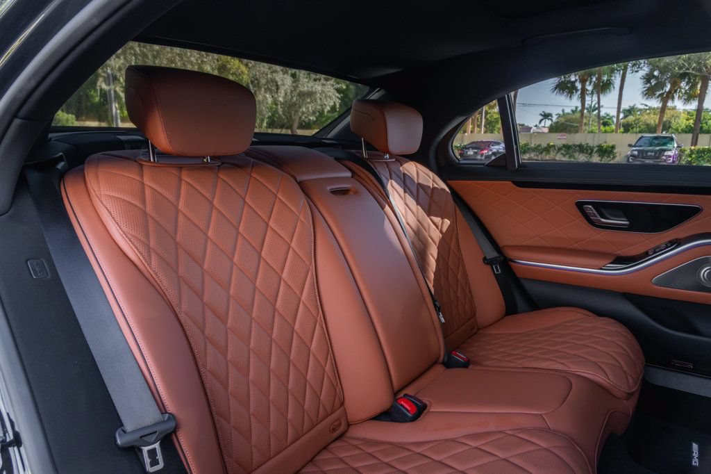 Used 2023 Mercedes-Benz S 580 4MATIC Sedan image 23
