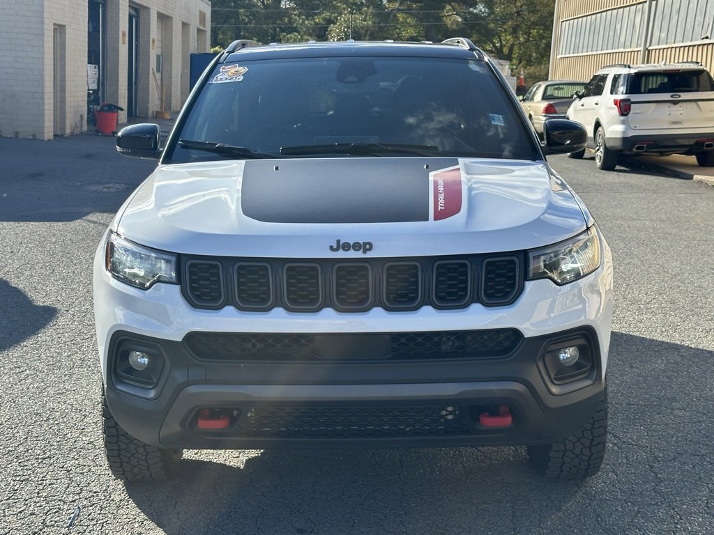 Used 2024 Jeep Compass Trailhawk image 11