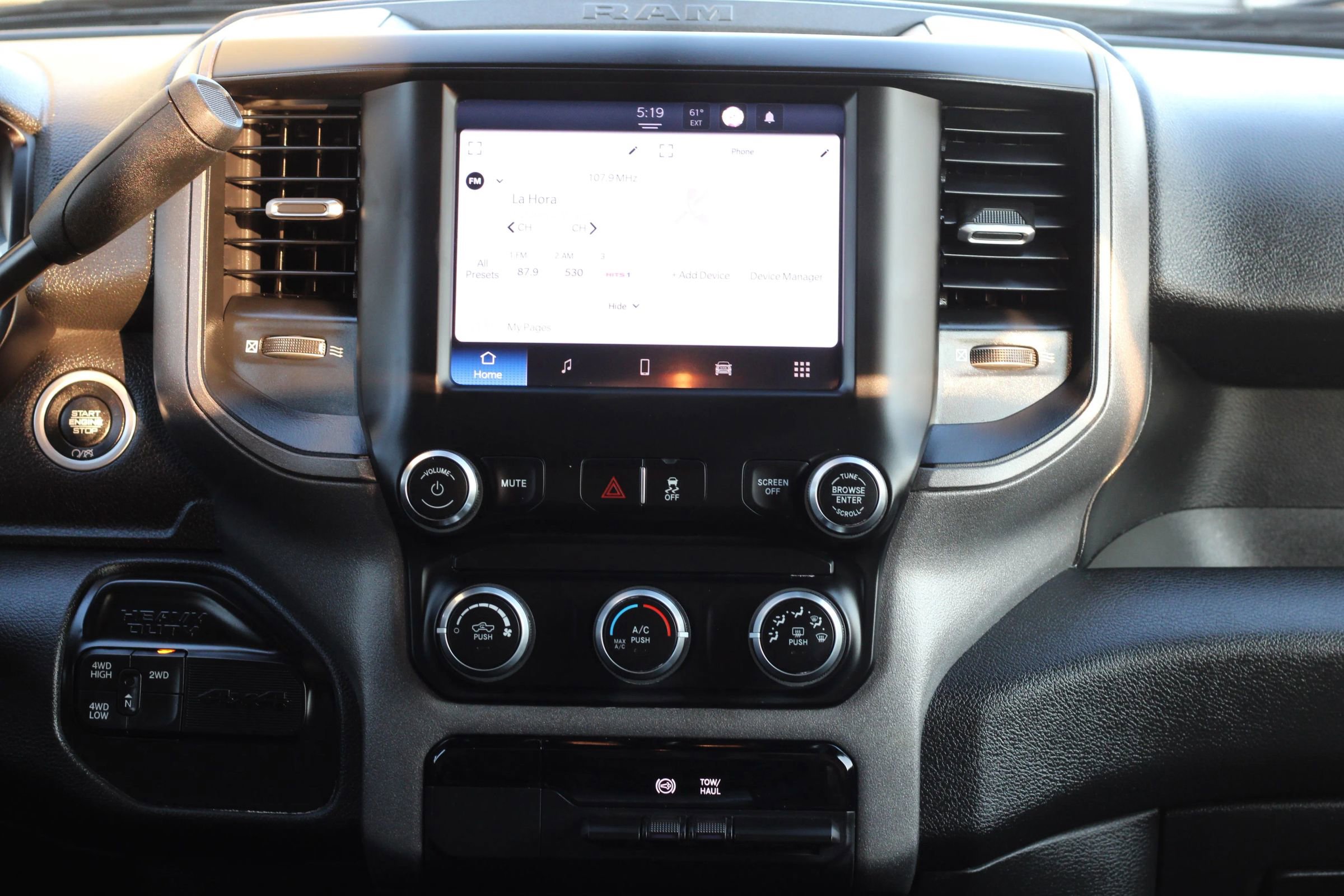 Used 2022 RAM 3500 Tradesman image 17