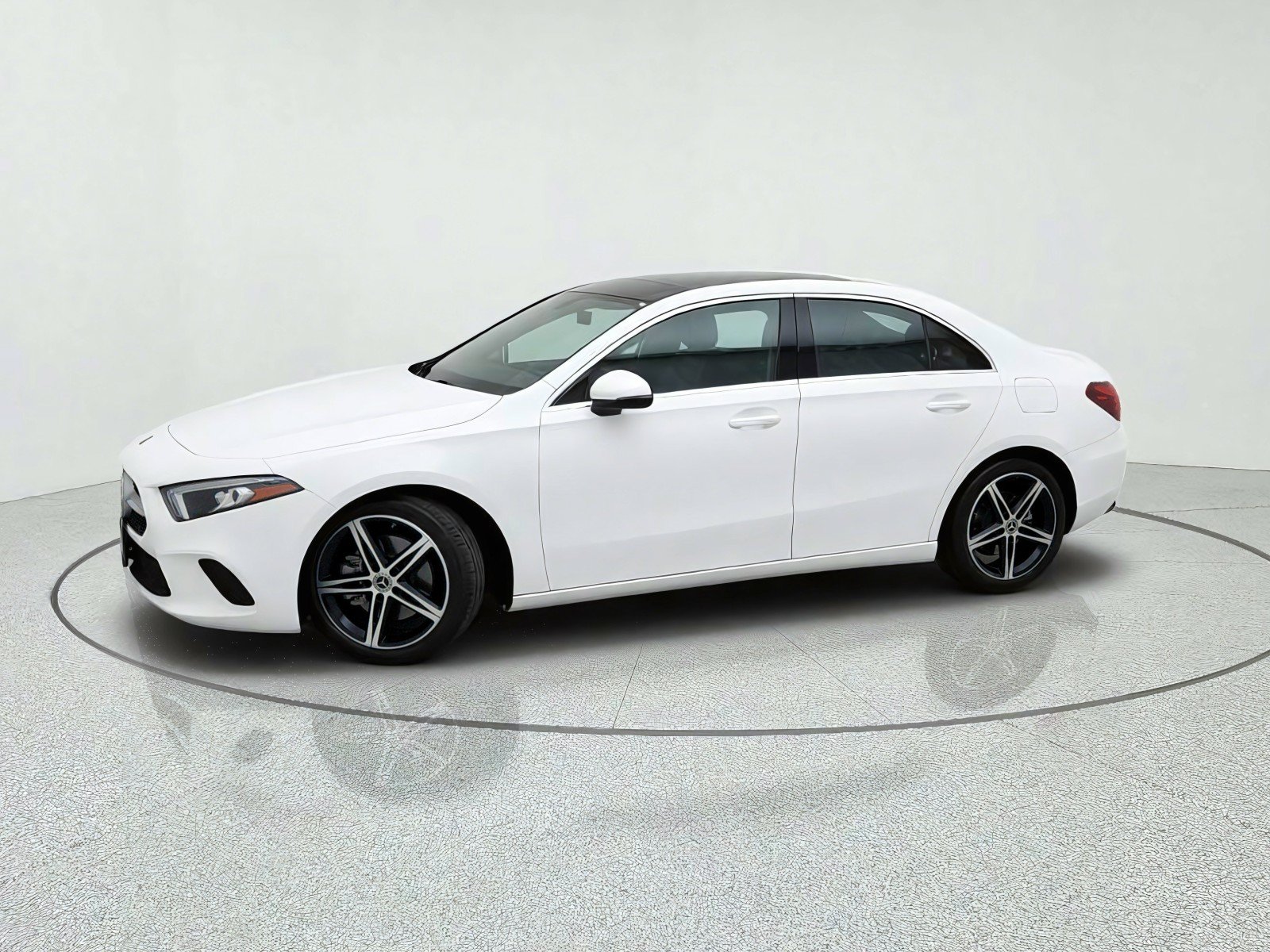 Used 2020 Mercedes-Benz A 220 image 15