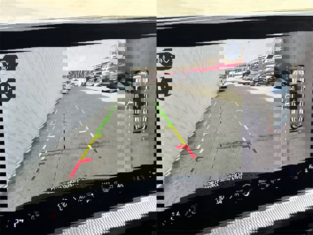 Used 2025 Ford Explorer Platinum w/ LUX Leather Package image 18