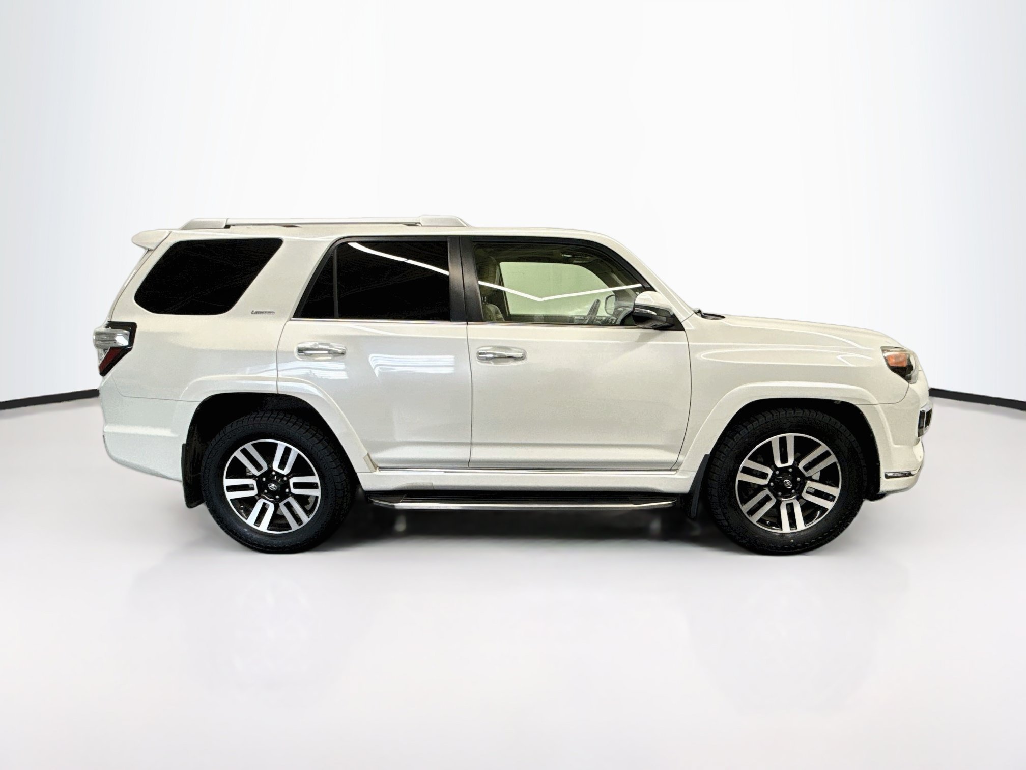 Used 2014 Toyota 4Runner Limited RWD image 10
