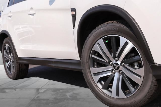 Used 2024 Mitsubishi Outlander Sport ES AWD/4WD image 3