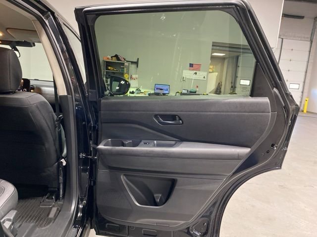 Certified 2025 Nissan Pathfinder SV AWD/4WD image 27