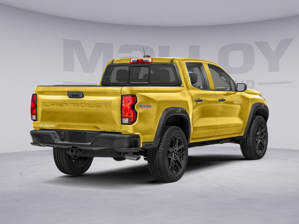 Used 2023 Chevrolet Colorado Trail Boss image 3