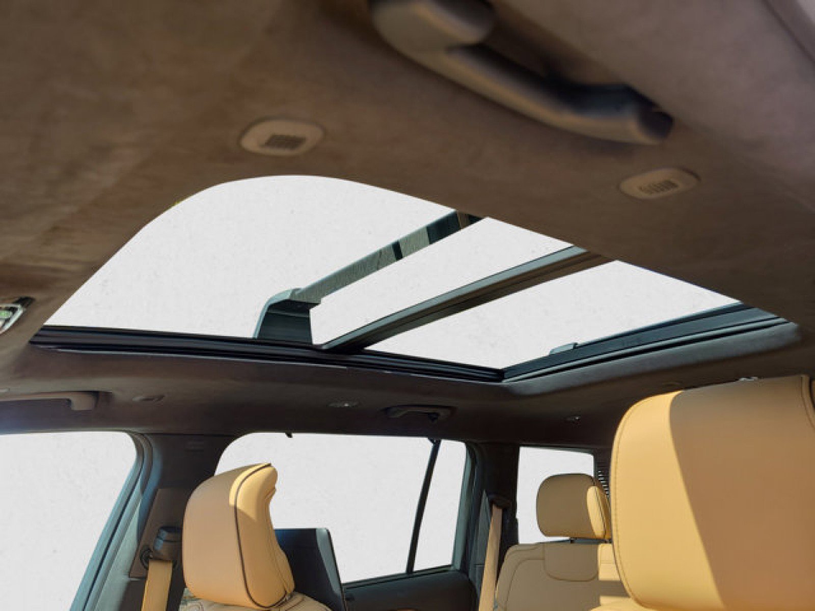 Used 2024 Jeep Grand Cherokee L Summit image 12
