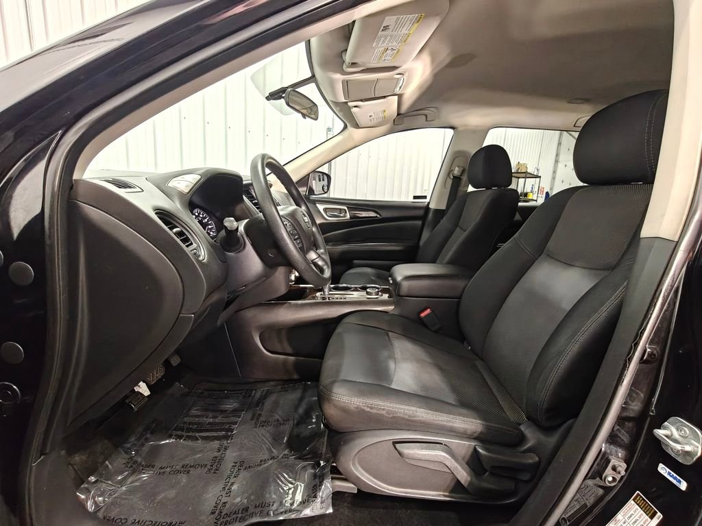 Used 2018 Nissan Pathfinder S AWD/4WD image 23