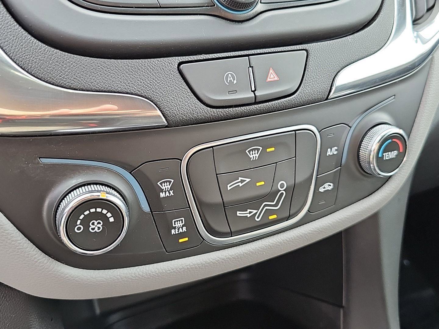 Used 2023 Chevrolet Equinox LS w/ LS Convenience Package image 19