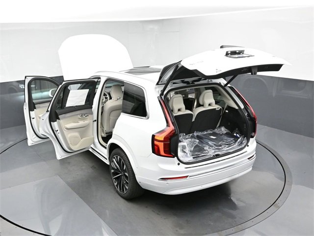 New 2026 Volvo XC90 T8 Ultra image 52