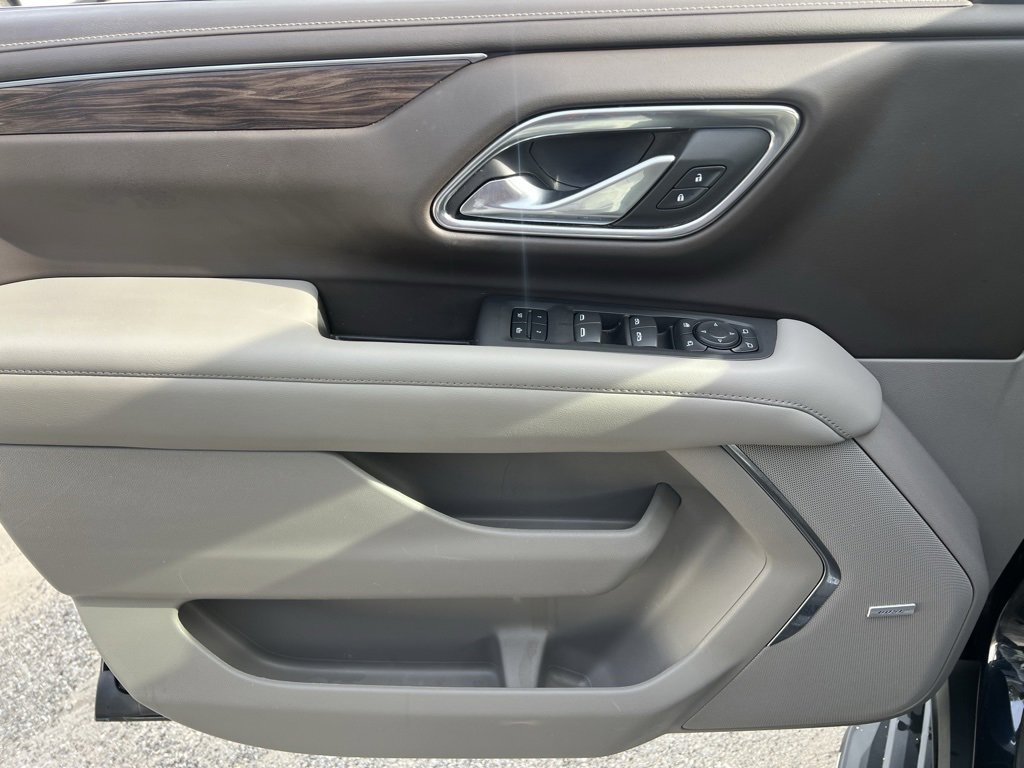 Used 2023 Chevrolet Tahoe LT w/ LT Signature Plus Package image 13