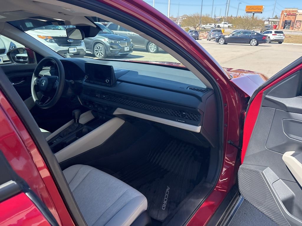 Used 2023 Honda Accord LX image 23