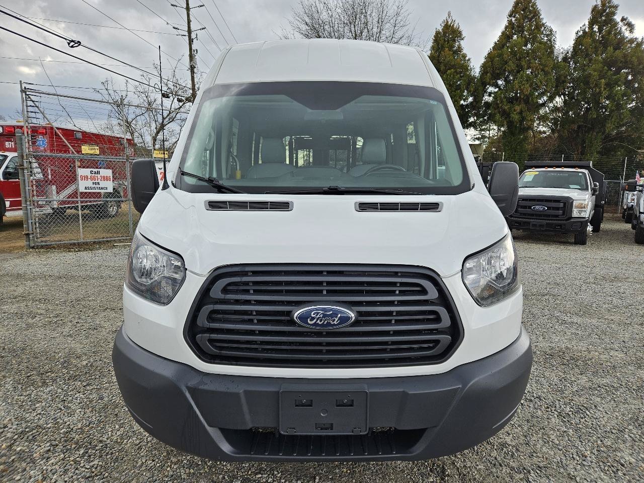 Used 2019 Ford Transit 350 XL RWD image 9