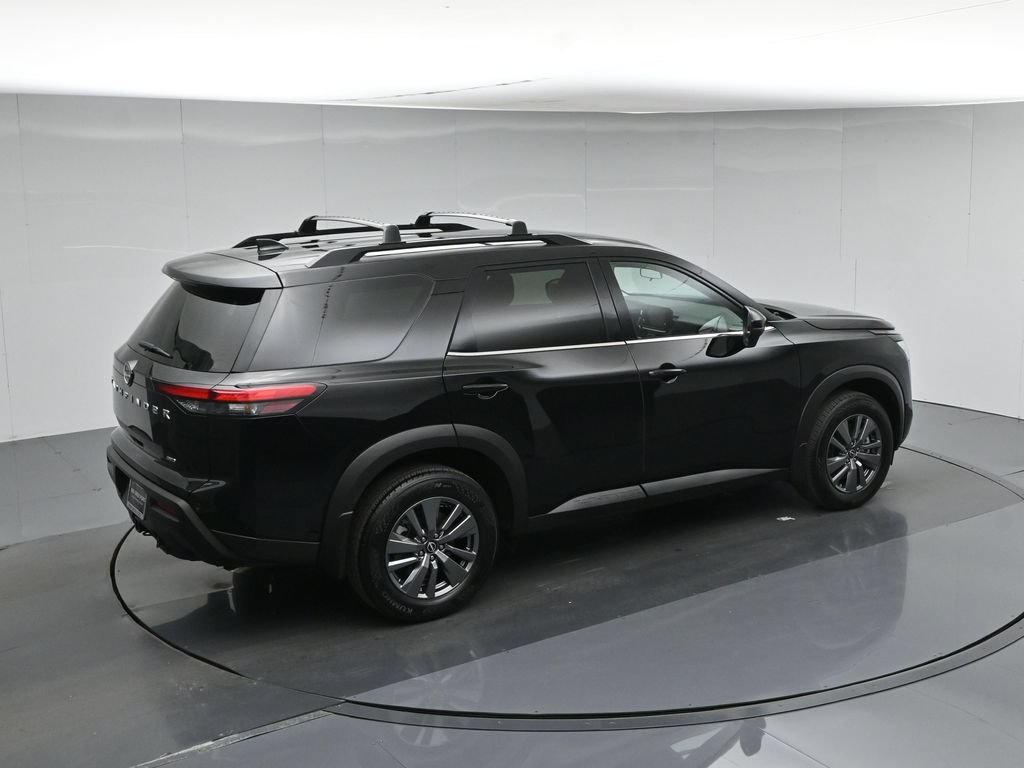 Used 2025 Nissan Pathfinder SV w/ SV Premium Package AWD/4WD image 46