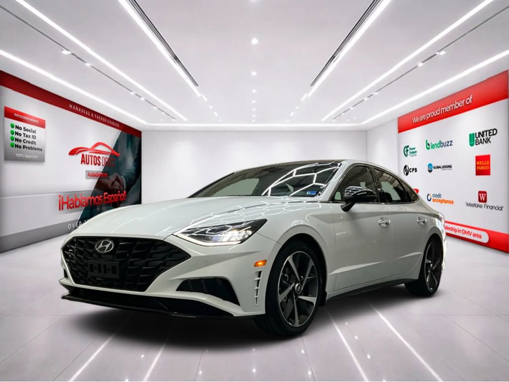 Used 2023 Hyundai Sonata SEL Plus FWD image 3