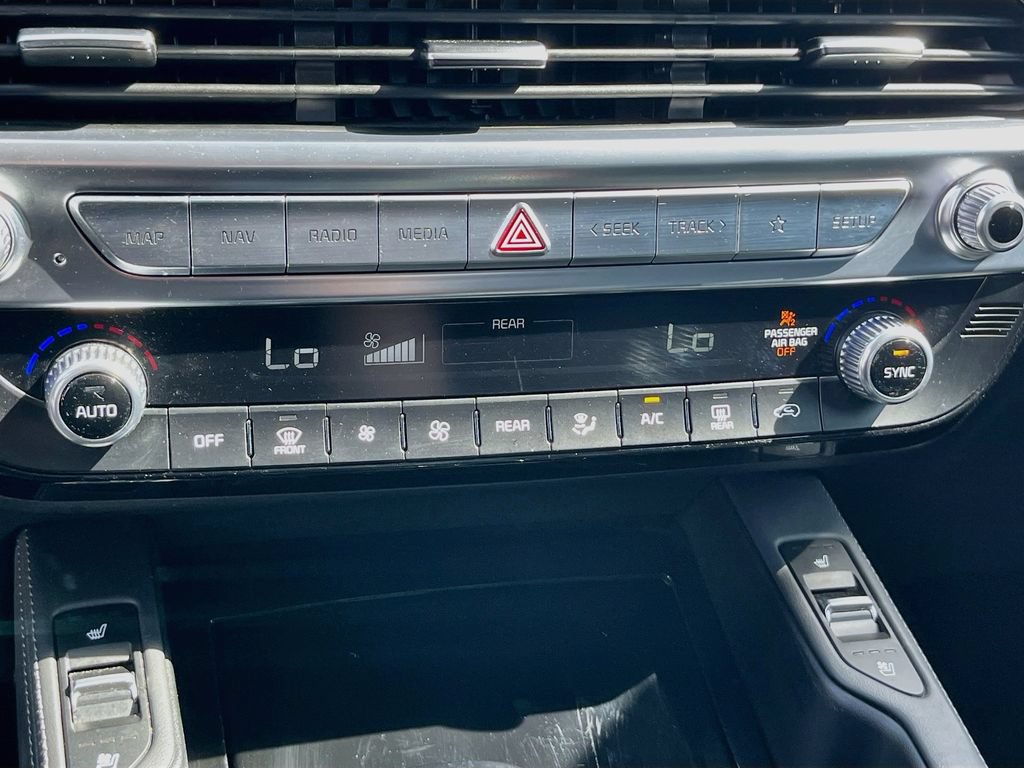 Used 2021 Kia Telluride EX w/ EX Premium Package FWD image 16