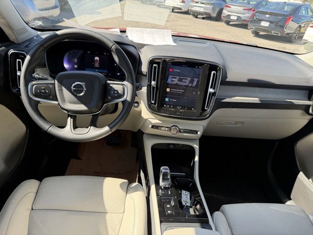 Certified 2023 Volvo XC40 B5 Plus w/ Driver Assist Package image 2