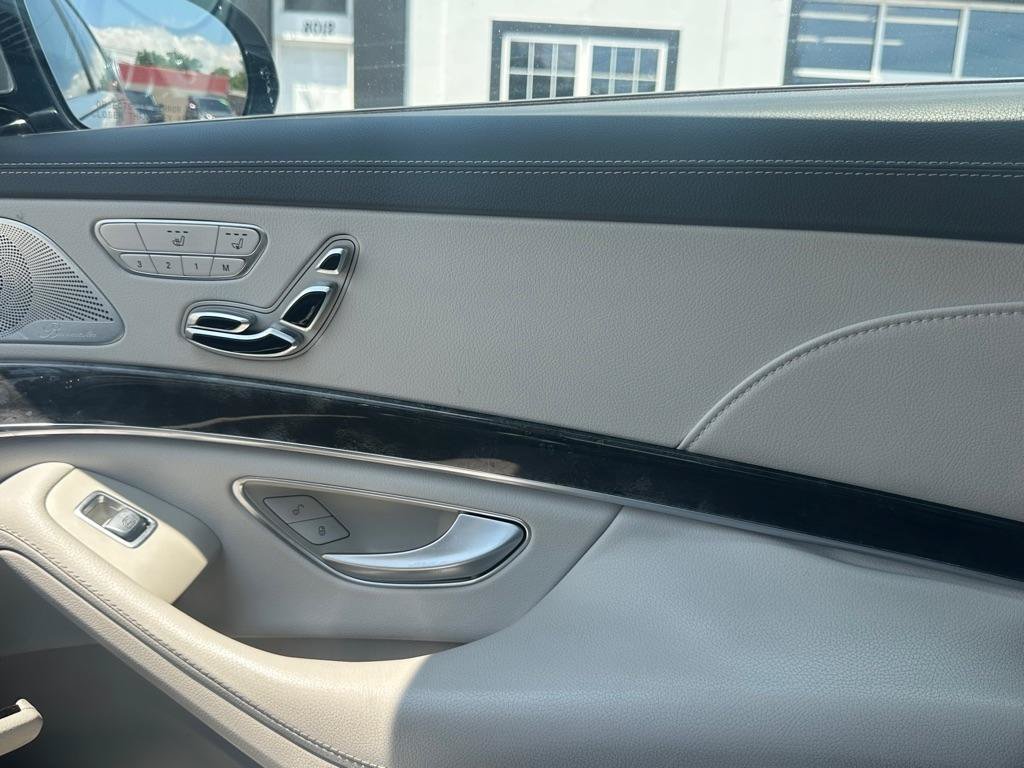 Used 2016 Mercedes-Benz S 550 4MATIC Sedan image 29