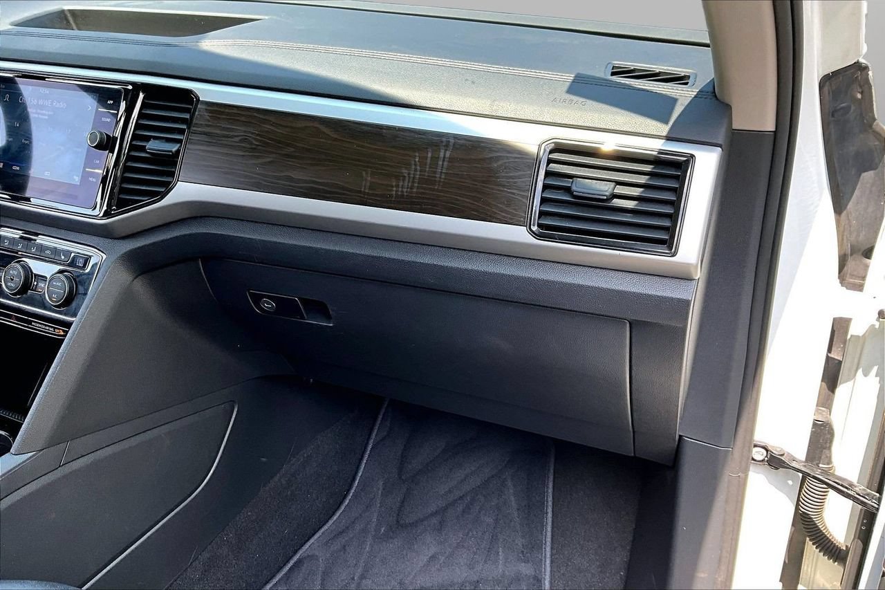 Used 2023 Volkswagen Atlas SE AWD/4WD image 19