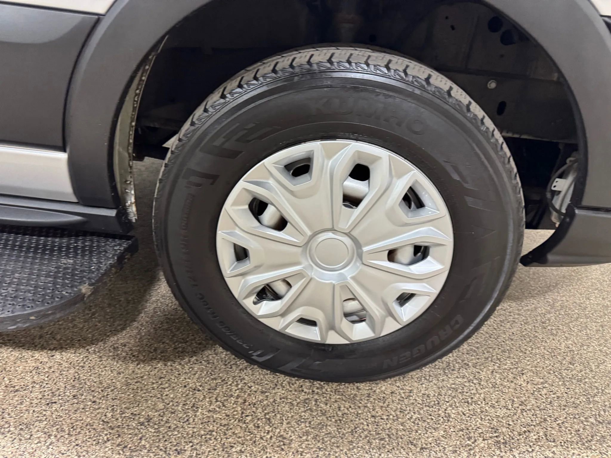 Used 2019 Ford Transit 250 148 Medium Roof image 55