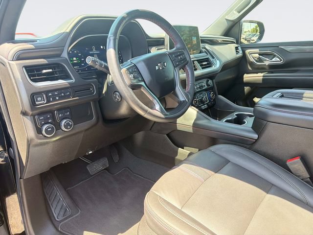 Used 2022 Chevrolet Tahoe RST w/ Luxury Package AWD/4WD image 27