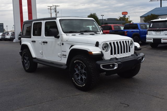 Used 2018 Jeep Wrangler Unlimited Sahara image 3