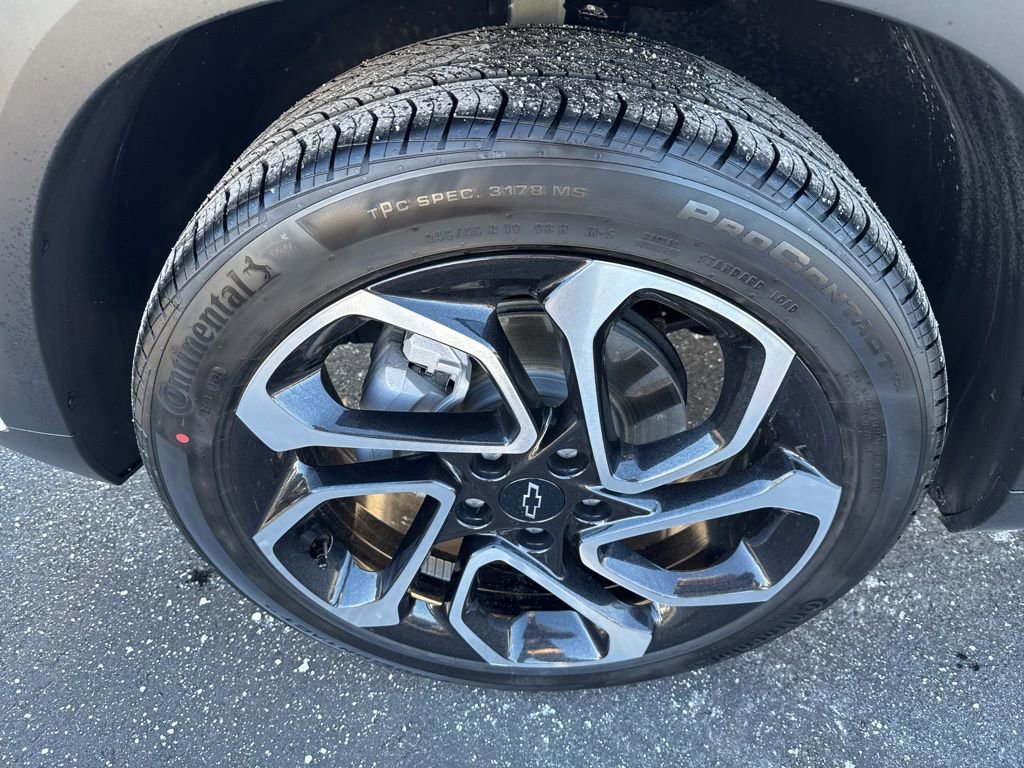 Used 2025 Chevrolet Trax RS w/ Driver Confidence Package image 10