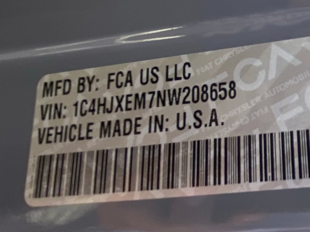 Used 2022 Jeep Wrangler Unlimited Sahara AWD/4WD image 31